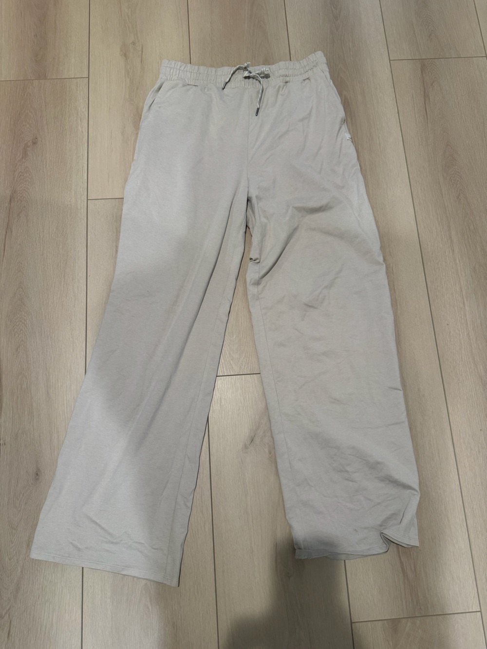 Women’s Light Beige Drawstring Lounge Pants